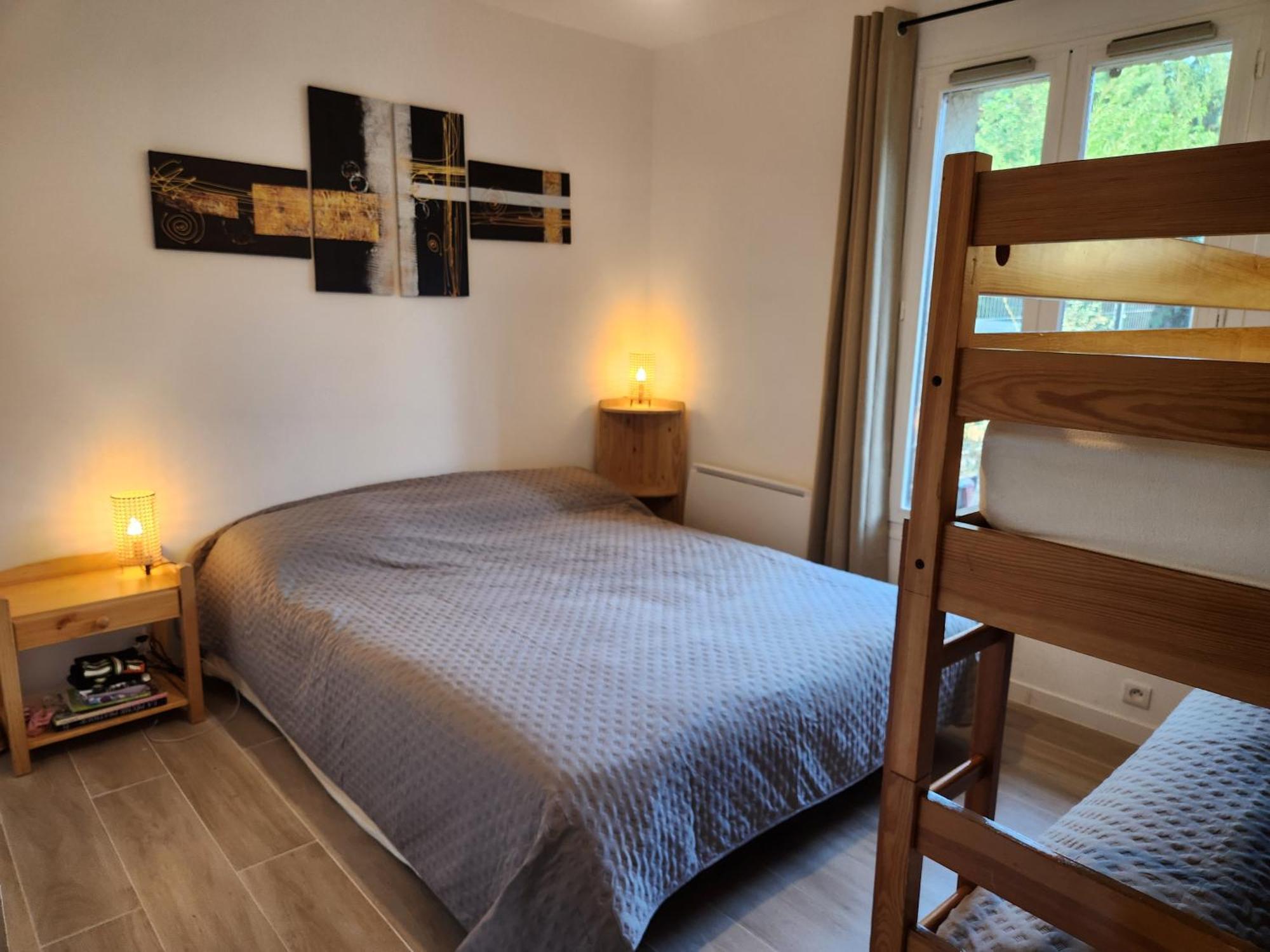 Appartement T3 Avec Jardin Proche Village 생-보네-앤-샹소 외부 사진