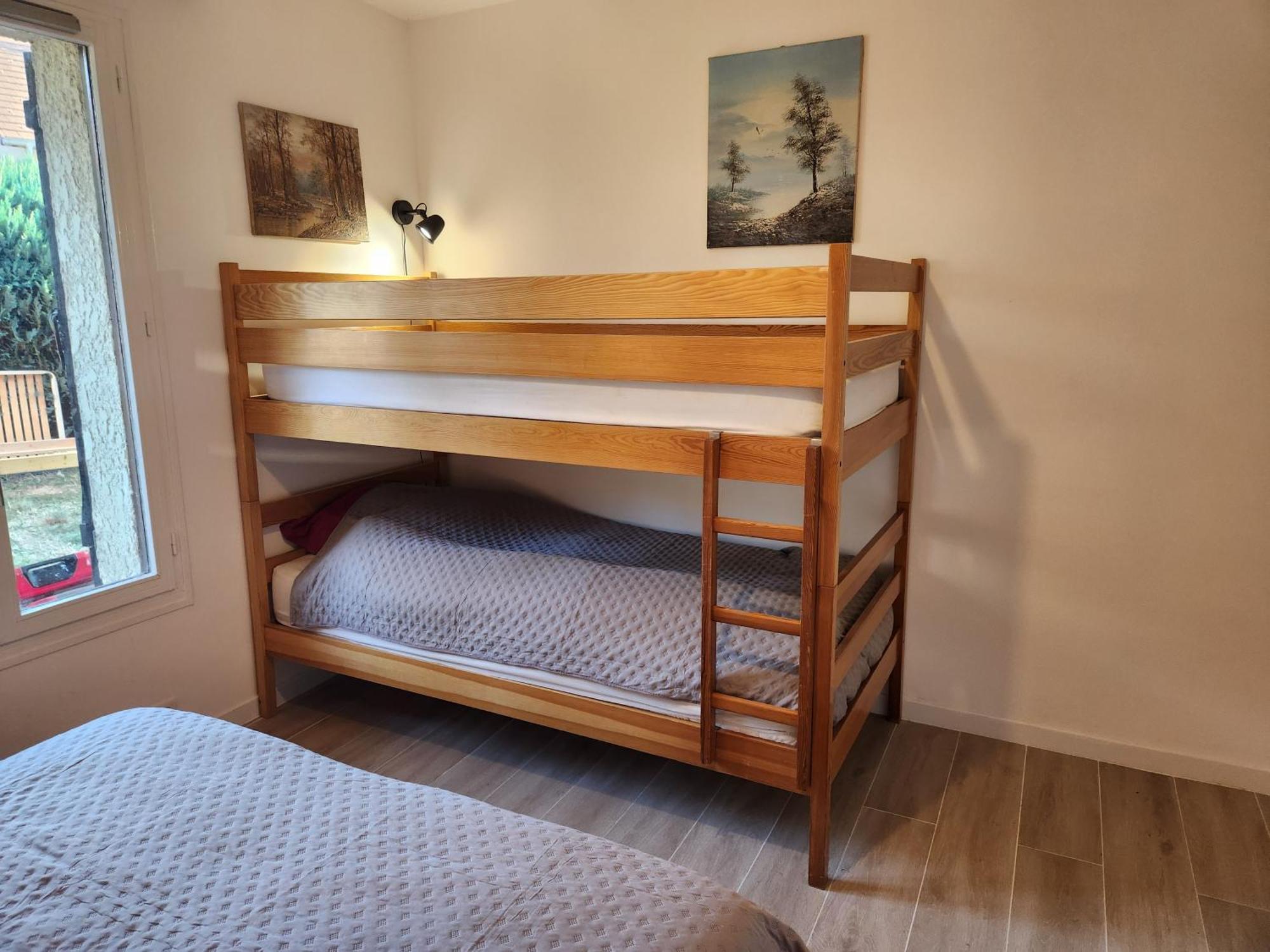 Appartement T3 Avec Jardin Proche Village 생-보네-앤-샹소 외부 사진