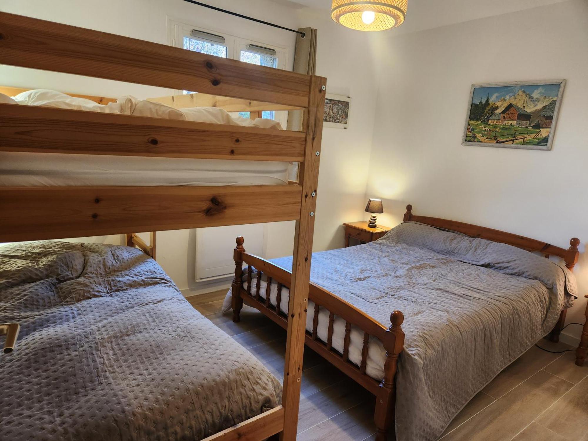 Appartement T3 Avec Jardin Proche Village 생-보네-앤-샹소 외부 사진