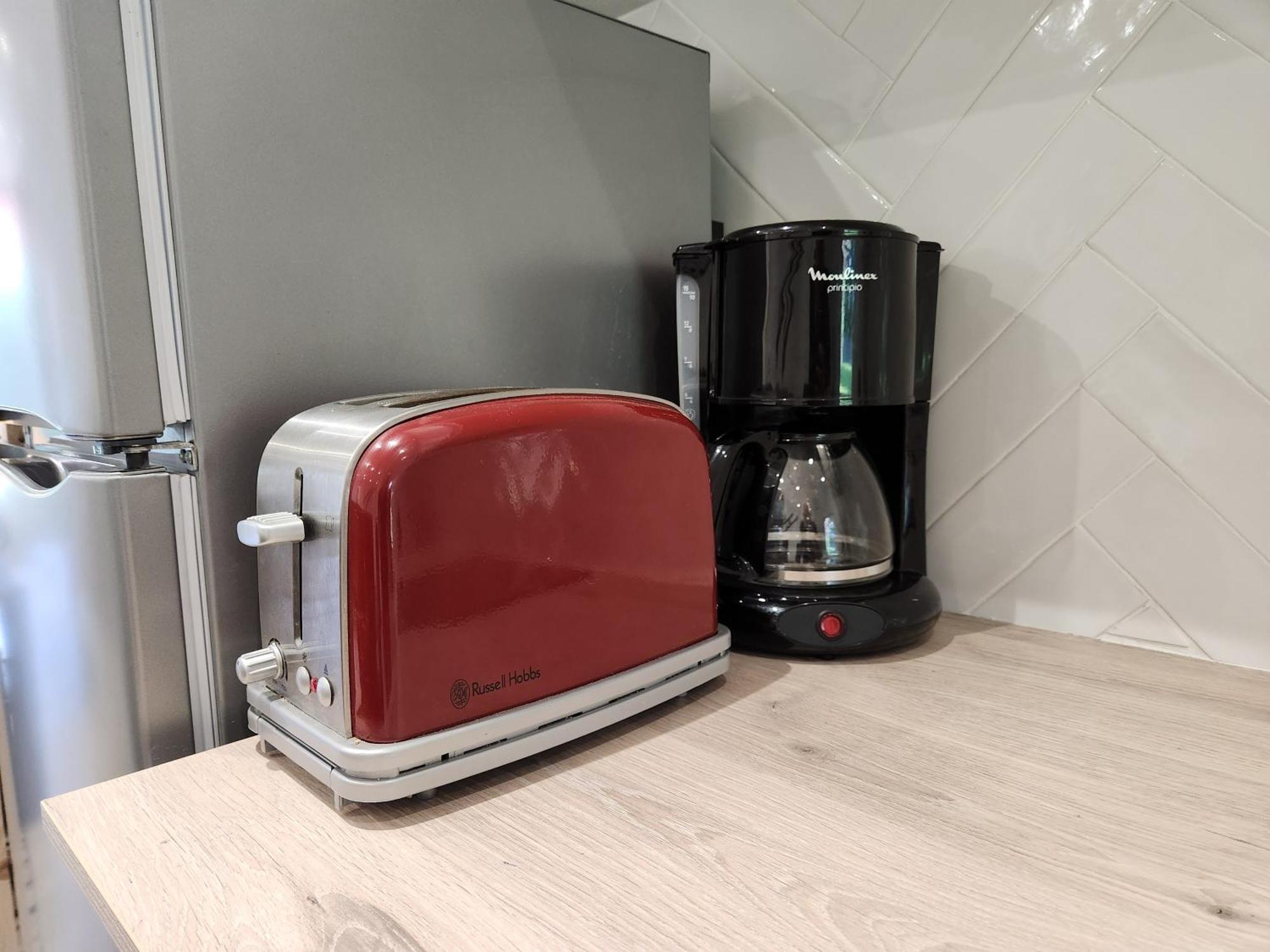 Appartement T3 Avec Jardin Proche Village 생-보네-앤-샹소 외부 사진